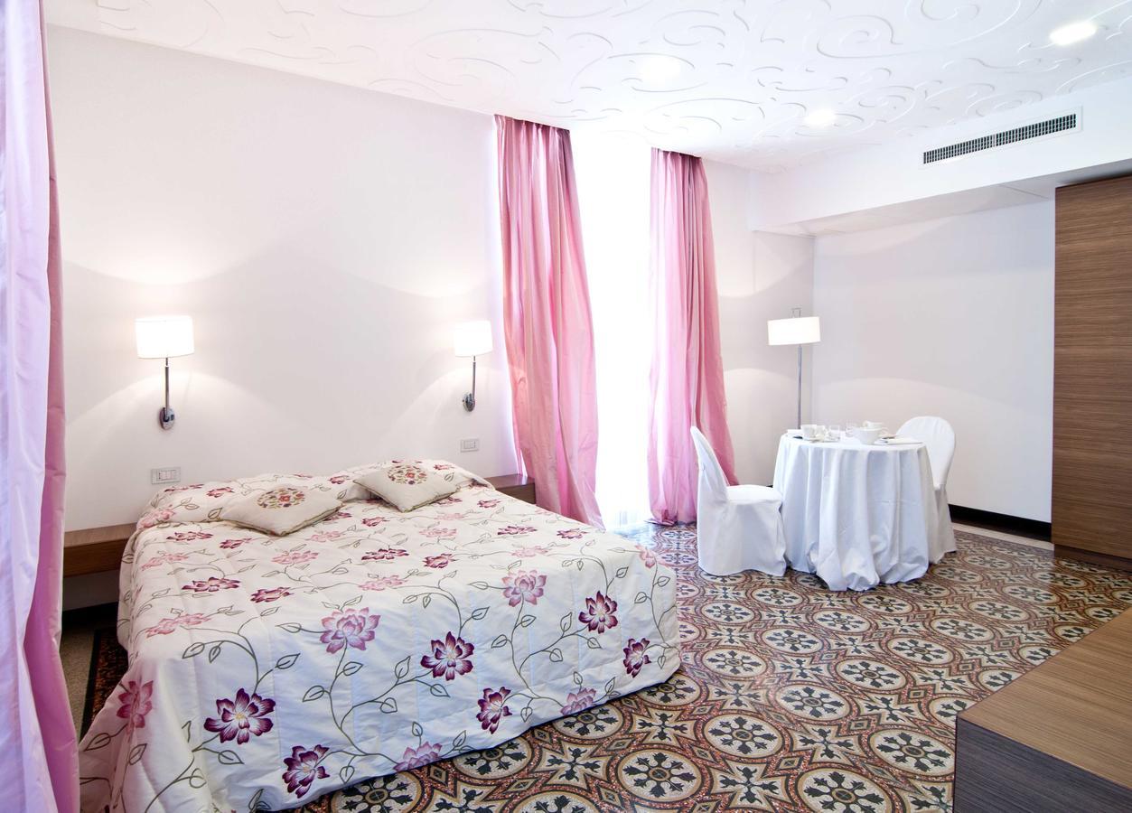Palazzo Dei Concerti Bed & Breakfast Torre Annunziata Eksteriør bilde